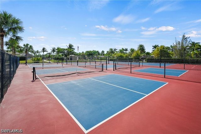 5300 Cypress Trail Resort CIR, Fort Myers, FL 33905