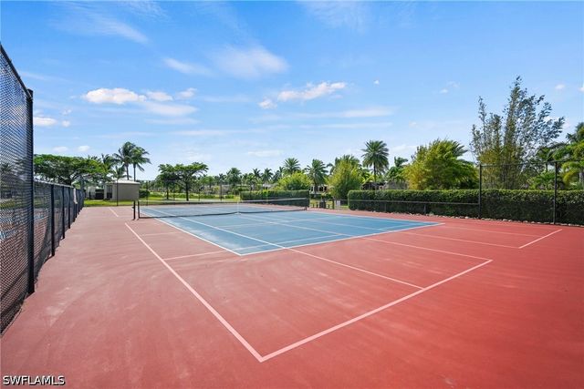 5300 Cypress Trail Resort CIR, Fort Myers, FL 33905