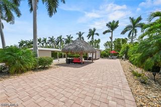 5300 Cypress Trail Resort CIR, Fort Myers, FL 33905