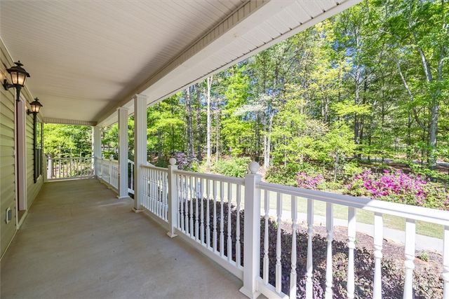 26 Tuxedo Drive, Commerce, GA 30529