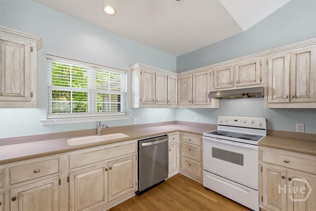 26 Tuxedo Drive, Commerce, GA 30529