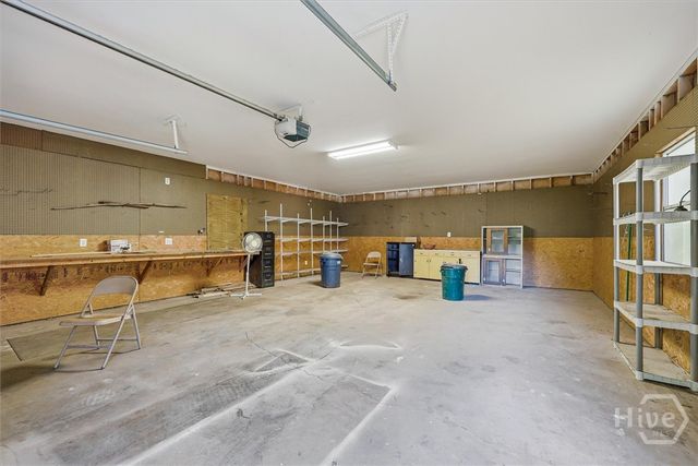 26 Tuxedo Drive, Commerce, GA 30529