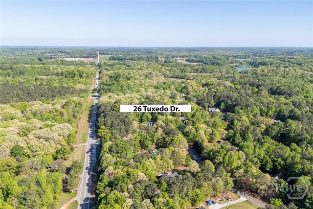 26 Tuxedo Drive, Commerce, GA 30529