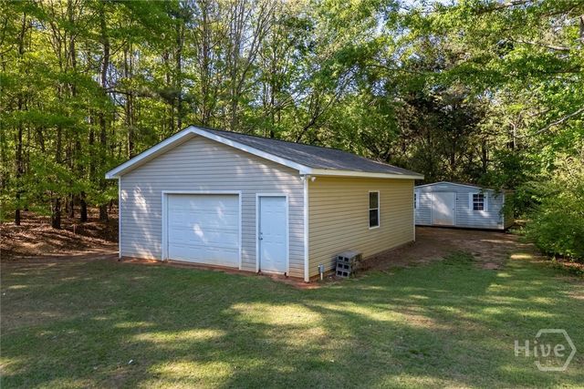 26 Tuxedo Drive, Commerce, GA 30529