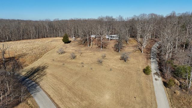 105 Stewart Fork Road, Irvine, KY 40336