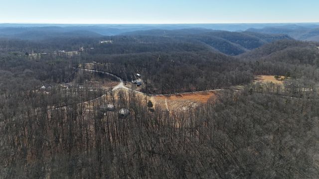 105 Stewart Fork Road, Irvine, KY 40336