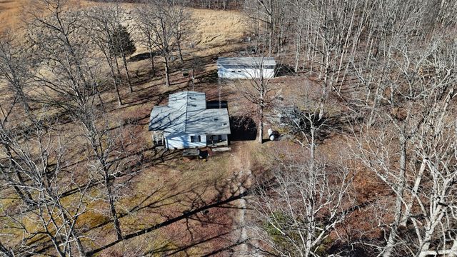 105 Stewart Fork Road, Irvine, KY 40336