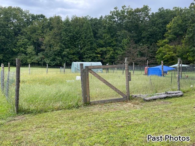 105 Stewart Fork Road, Irvine, KY 40336