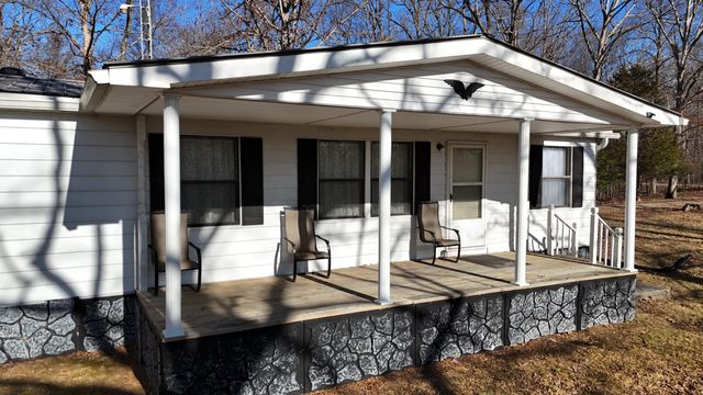 105 Stewart Fork Road, Irvine, KY 40336