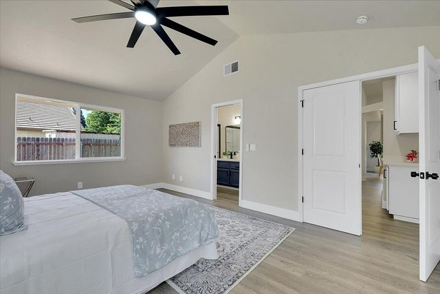 1924 Pebble Beach Dr, Yuba City, CA 95993