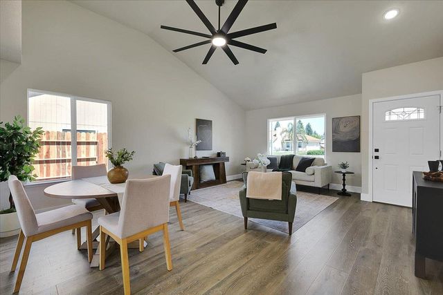 1924 Pebble Beach Dr, Yuba City, CA 95993