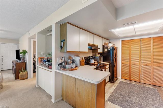 694 Rivers RCH, Virginia Beach, VA 23452