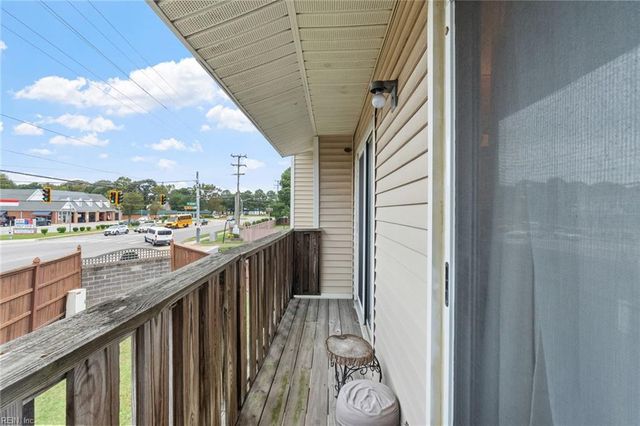 694 Rivers RCH, Virginia Beach, VA 23452