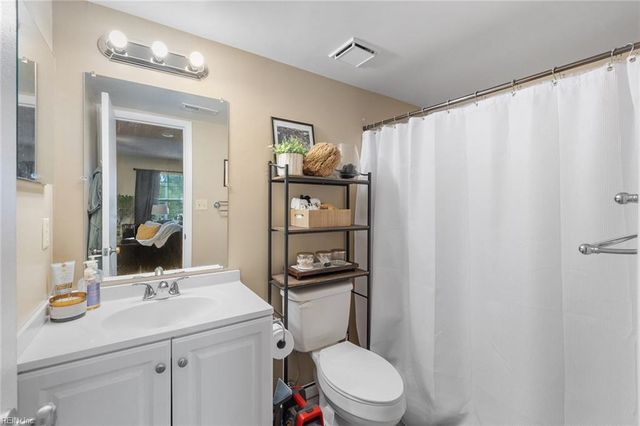 694 Rivers RCH, Virginia Beach, VA 23452