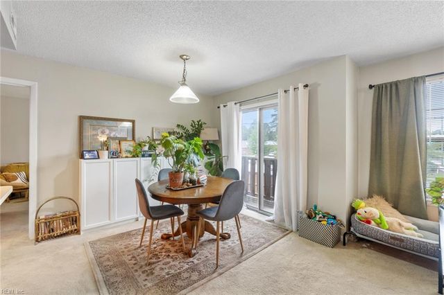 694 Rivers RCH, Virginia Beach, VA 23452