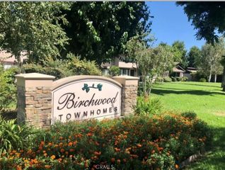 7540 Corbin Avenue 3, Reseda, CA 91335