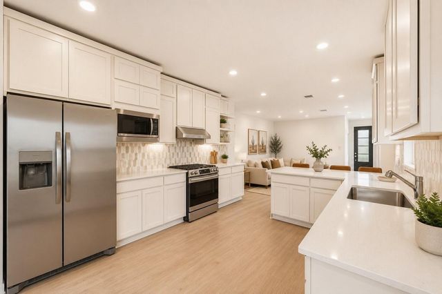 27439 Sunterra Village Drive, Katy, TX 77493