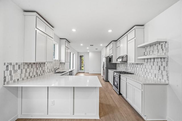 27439 Sunterra Village Drive, Katy, TX 77493