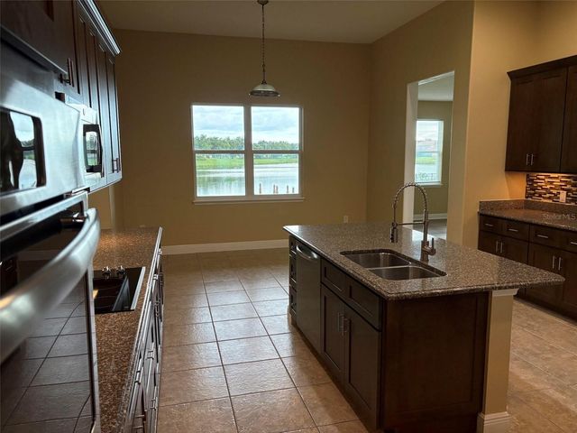 3700 PARADISO CIRCLE, Kissimmee, FL 34746