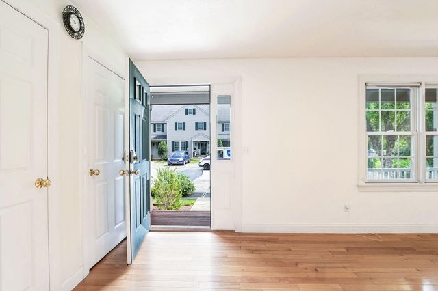 10-A Saint Andrews Way UNIT 10A, East Falmouth, MA 02536