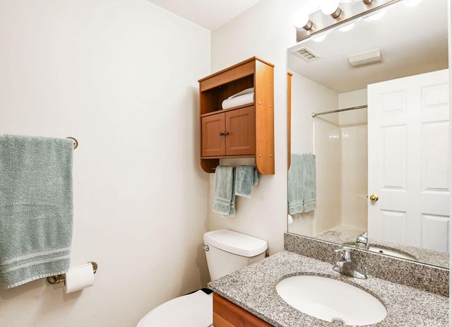 10-A Saint Andrews Way UNIT 10A, East Falmouth, MA 02536