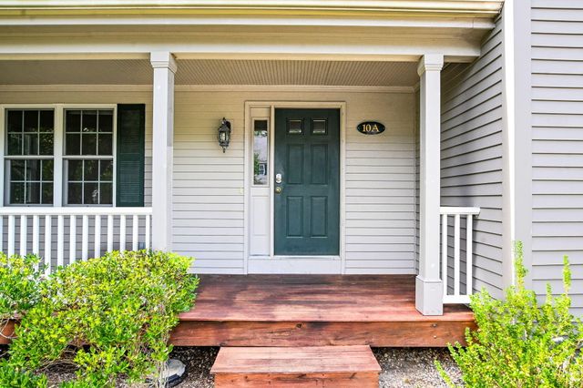 10-A Saint Andrews Way UNIT 10A, East Falmouth, MA 02536