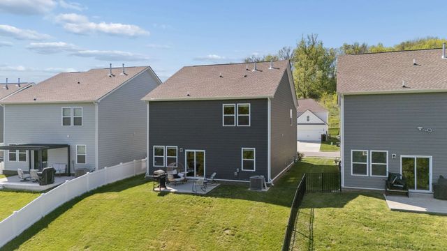 2216 Robert Gwynne Dr, Smyrna, TN 37167