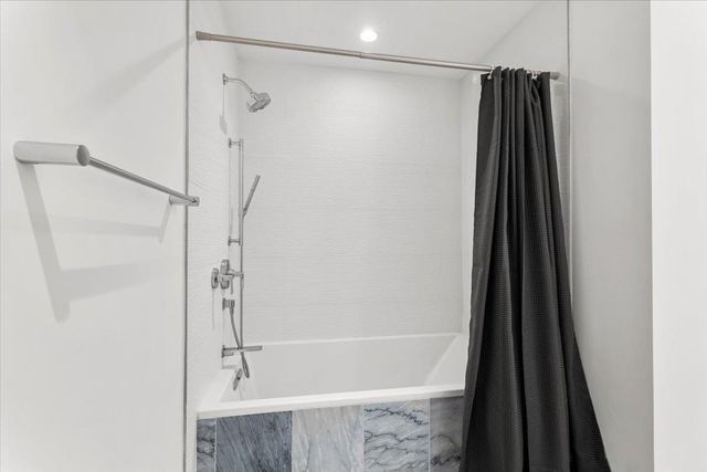 301 West Ave 3906, Austin, TX 78701