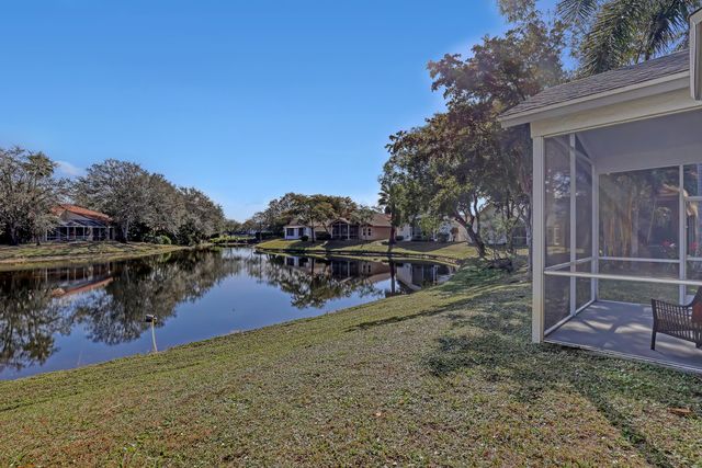 357 Hammocks Trail, Greenacres, FL 33413