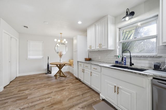 1915 Milam Street, Fort Worth, TX 76112