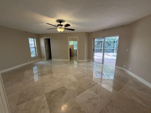 5182 NW 48th Ave, Coconut Creek, FL 33073