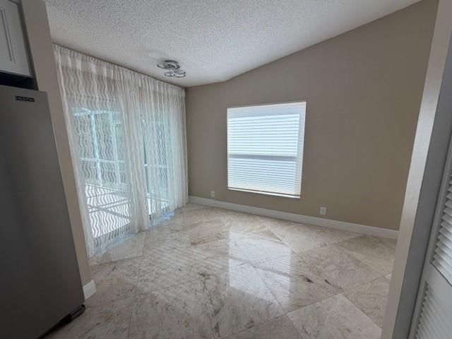 5182 NW 48th Ave, Coconut Creek, FL 33073