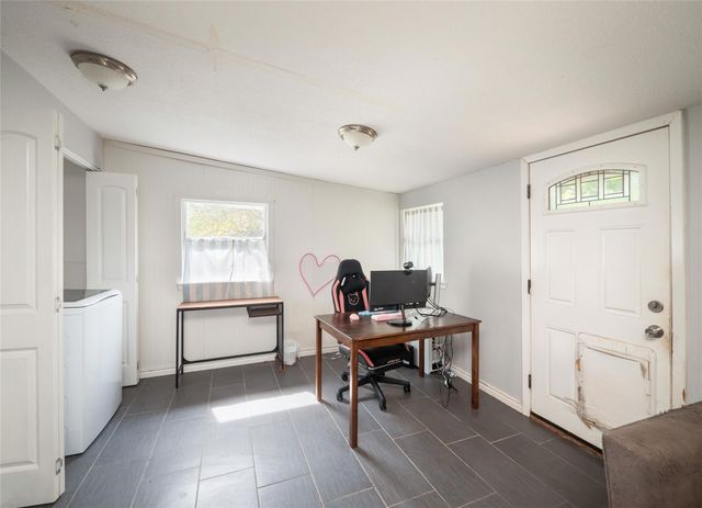 1806 Murray Ave, Rockdale, TX 76567