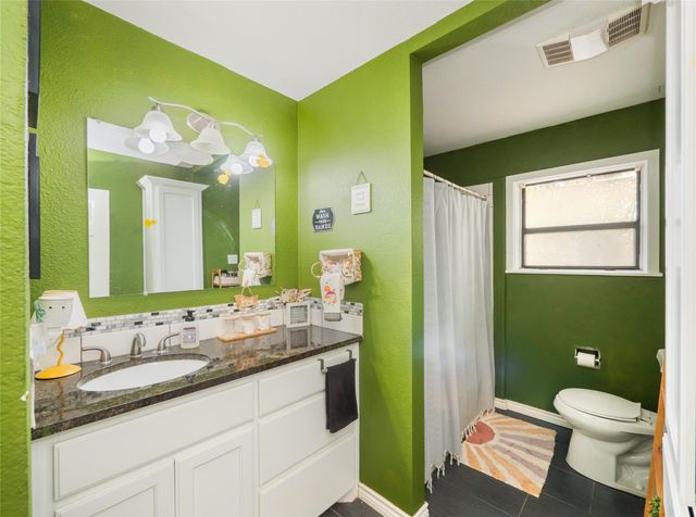 1806 Murray Ave, Rockdale, TX 76567