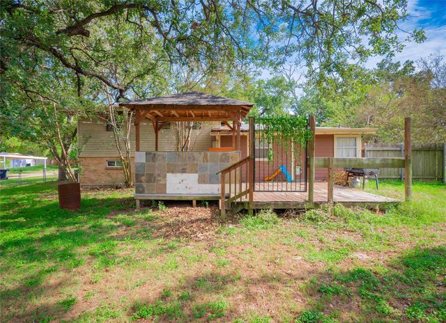 1806 Murray Ave, Rockdale, TX 76567