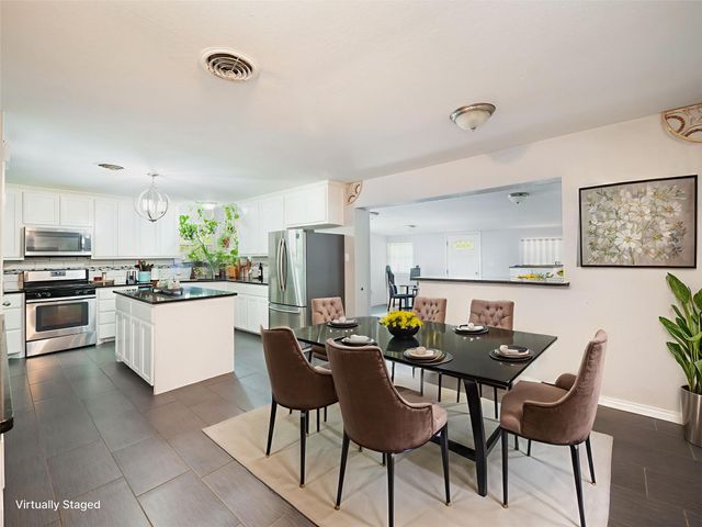 1806 Murray Ave, Rockdale, TX 76567