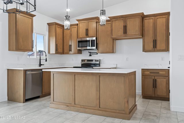 1832 Via Nevada, Rio Rico, AZ 85648