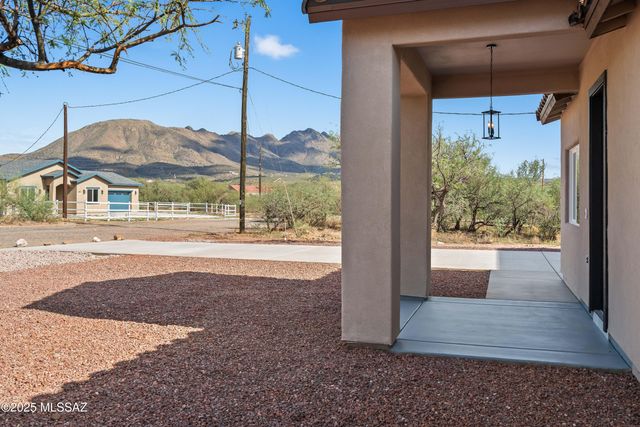 1832 Via Nevada, Rio Rico, AZ 85648