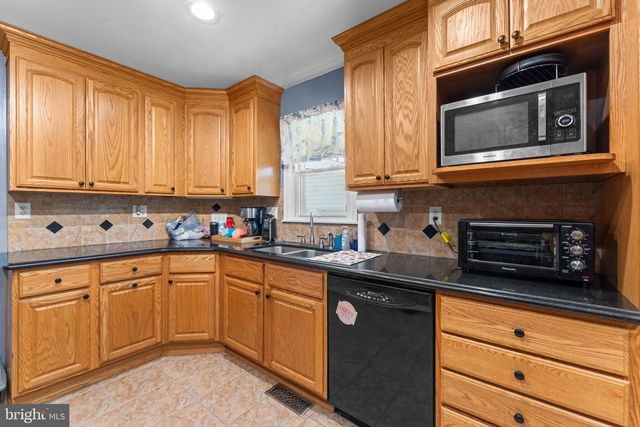7900 OLAND CT, Hyattsville, MD 20784