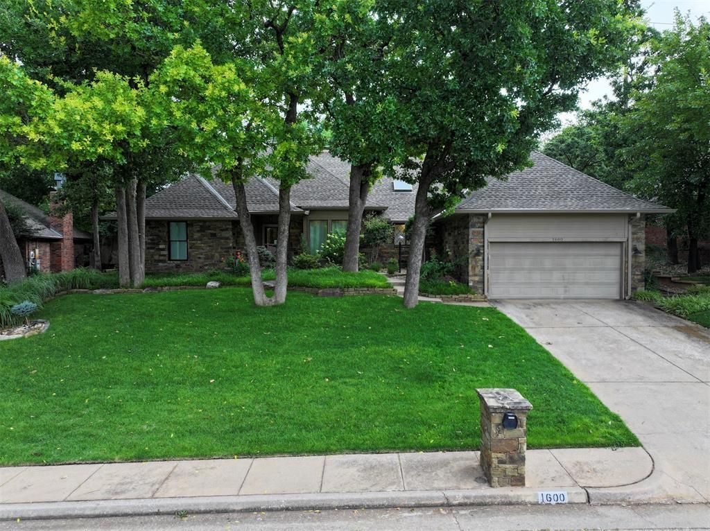 1600 Turtlecreek Road, Edmond, OK 73013