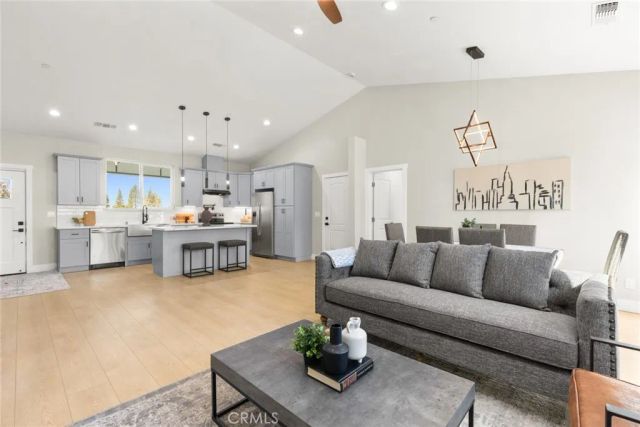 13912 W Park Drive, Magalia, CA 95954