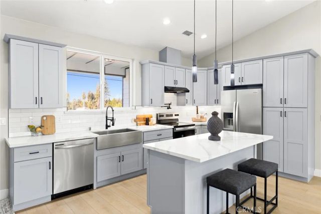 13912 W Park Drive, Magalia, CA 95954