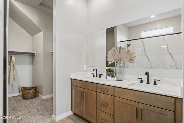 2736 E SWEET IRON Pass, Phoenix, AZ 85024