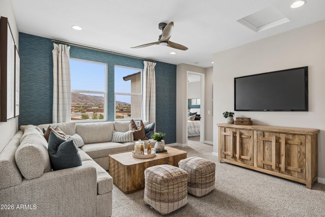2736 E SWEET IRON Pass, Phoenix, AZ 85024