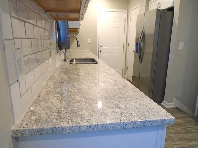 1308 6th Avenue, Leavenworth, KS 66048