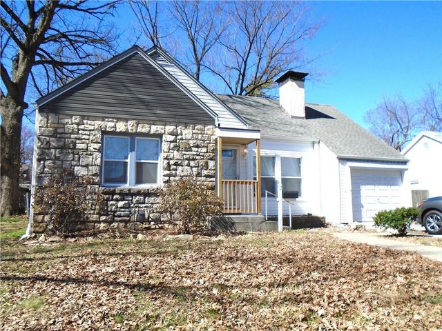 1308 6th Avenue, Leavenworth, KS 66048