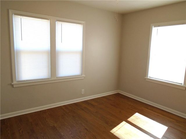 1308 6th Avenue, Leavenworth, KS 66048