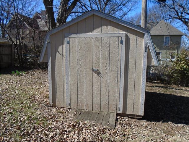 1308 6th Avenue, Leavenworth, KS 66048