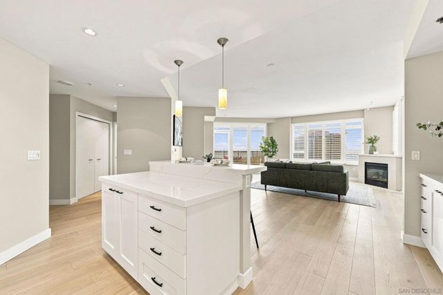 700 W Harbor Dr 1805, San Diego, CA 92101
