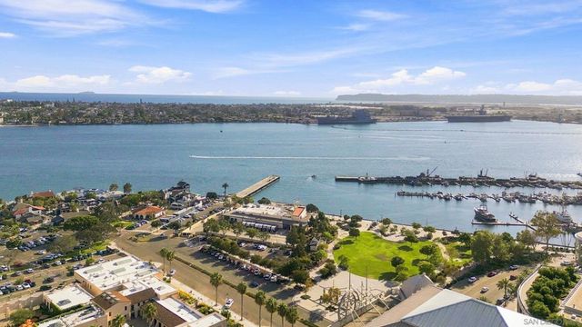 700 W Harbor Dr 1805, San Diego, CA 92101